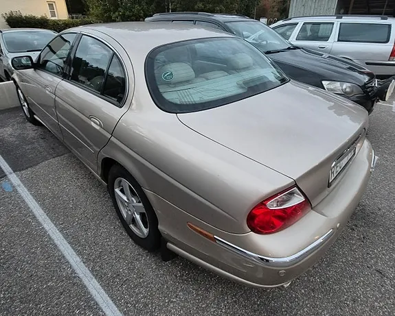 Jaguar S-Type 2000 photo 2