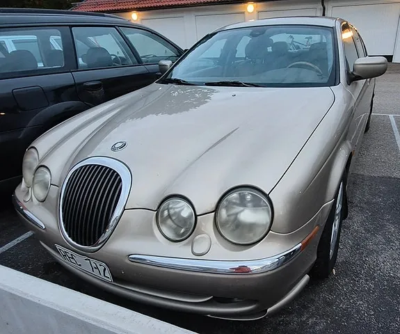 Jaguar S-Type