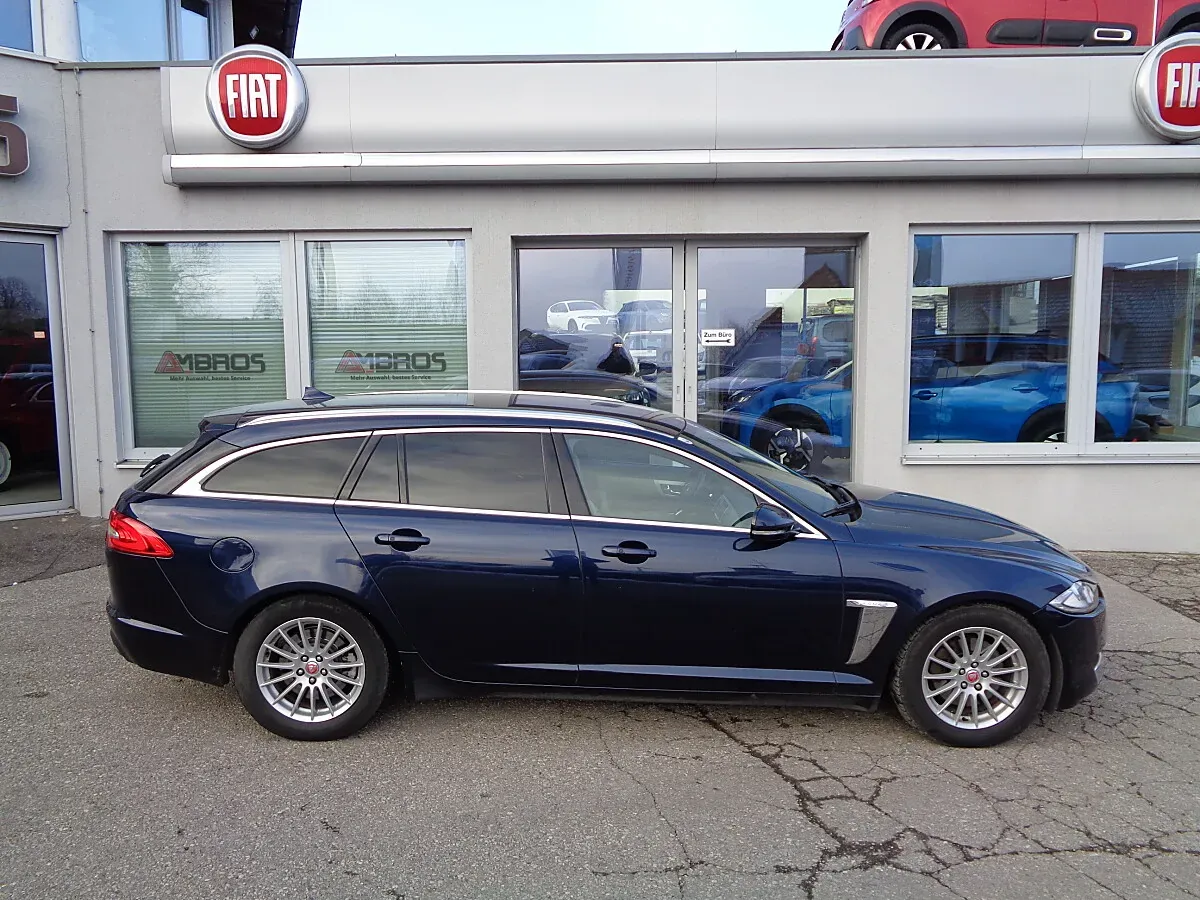 Jaguar Xf 2014 photo 2