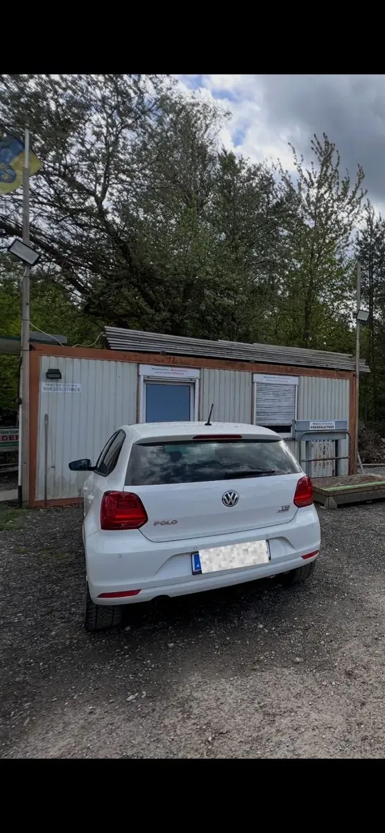 Volkswagen Polo 2016 photo 2