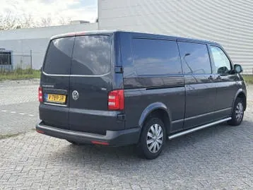 Volkswagen Transporter 2017 photo 2