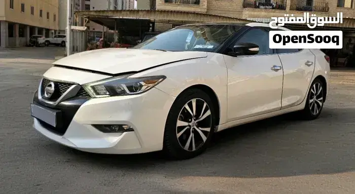Nissan Maxima 2018 photo 2