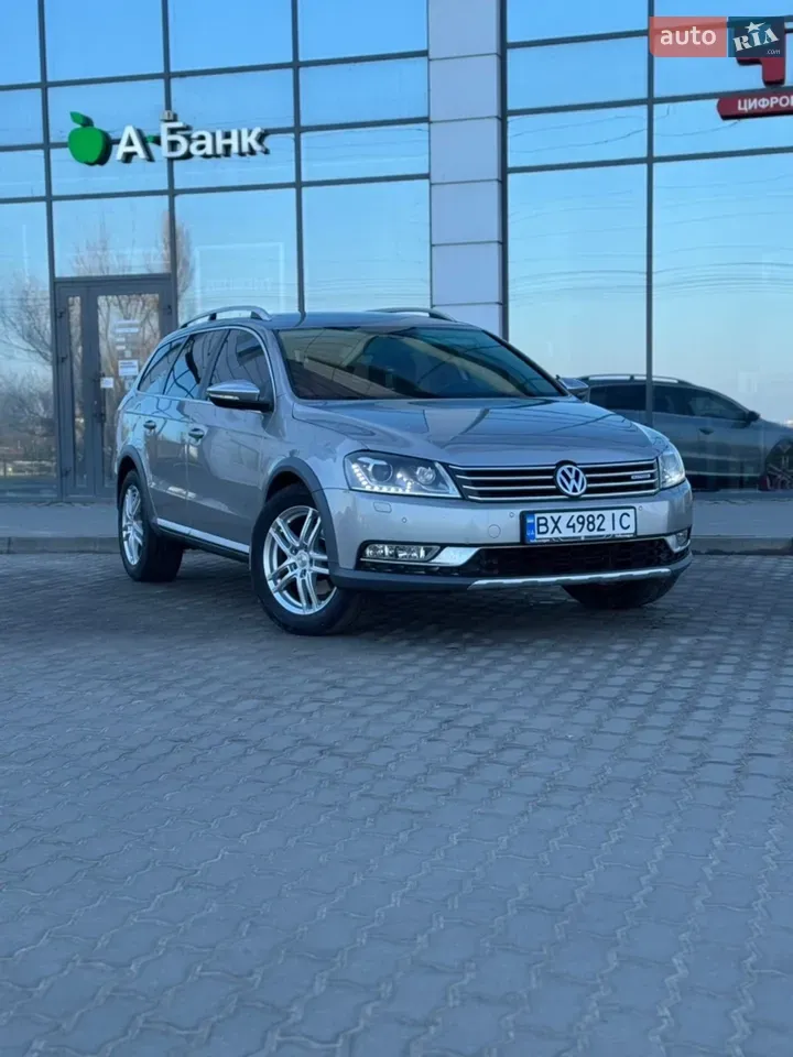 Volkswagen Passat Alltrack 2013 photo 2