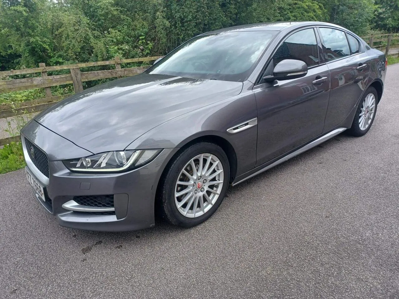 Jaguar Xe