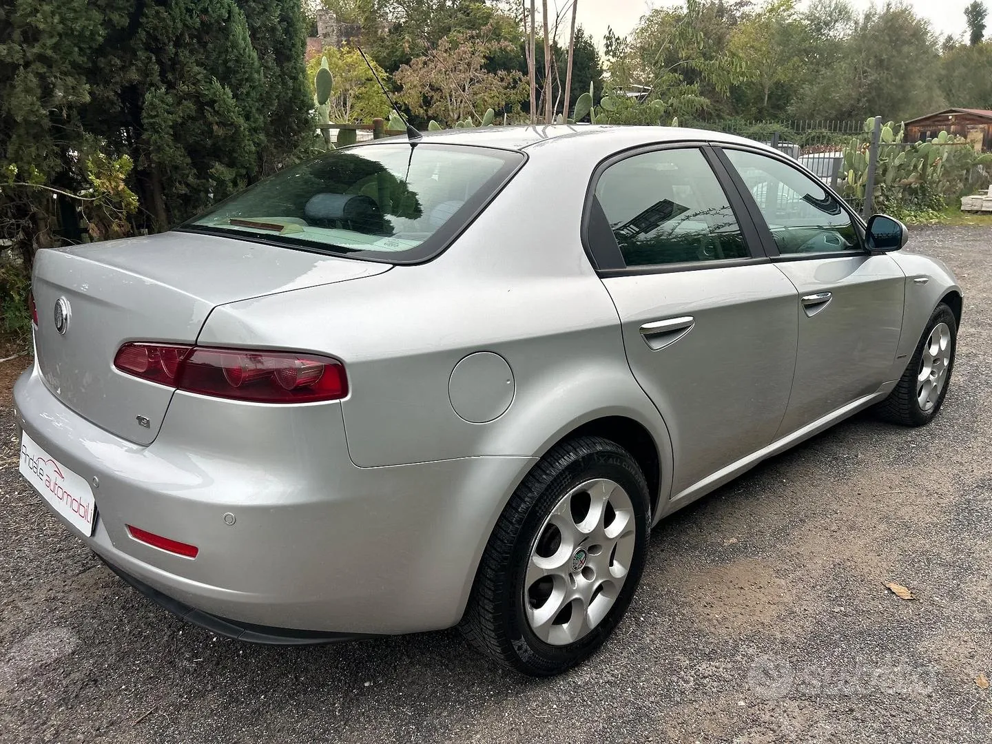 Alfa Romeo 159 2005 photo 4