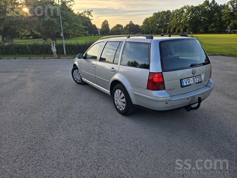 Volkswagen Golf 2002 photo 3
