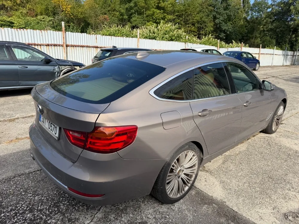 BMW 3 Series 2013 photo 5