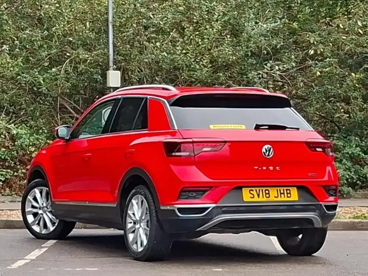 Volkswagen T-Roc 2018 photo 2