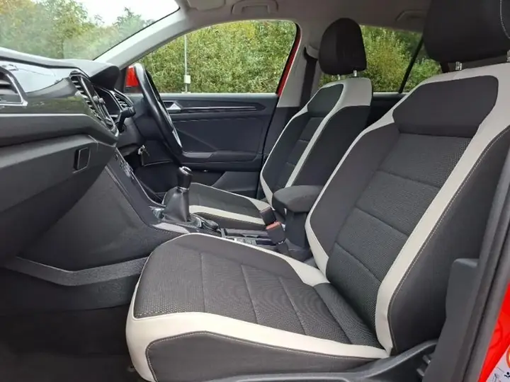 Volkswagen T-Roc 2018 photo 5