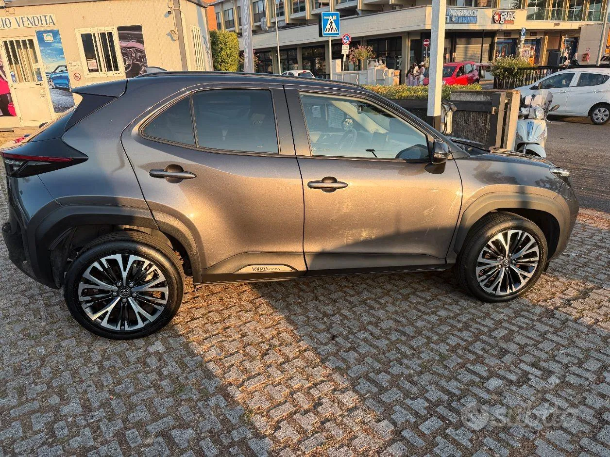 Toyota Yaris Cross 2023 photo 3