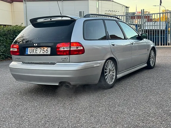 Volvo V40 2004 photo 4