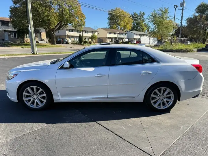 Chevrolet Malibu 2015 photo 4