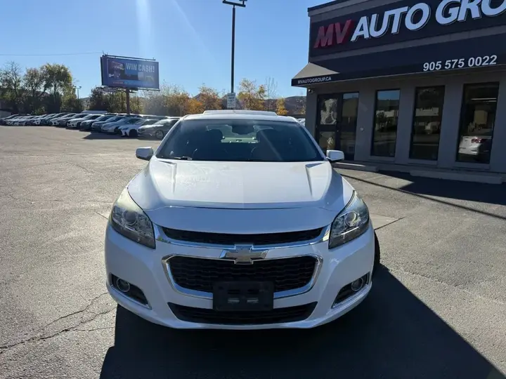 Chevrolet Malibu 2015 photo 2