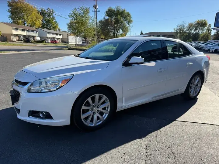 Chevrolet Malibu 2015 photo 3