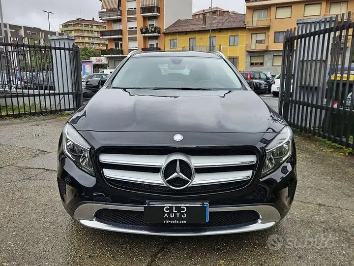 Mercedes-Benz Gla 2016 photo 2