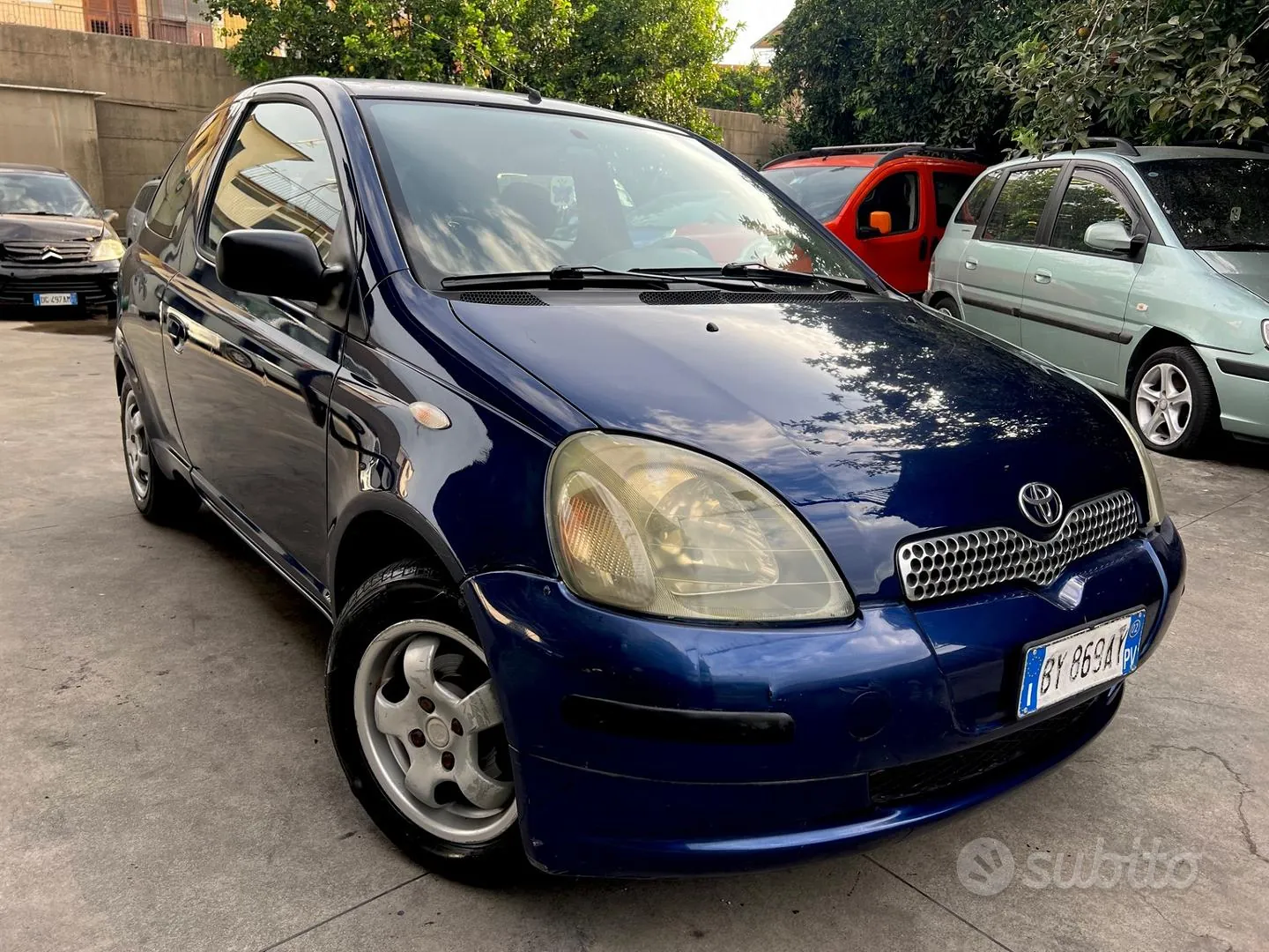 Toyota Yaris 2002 photo 2