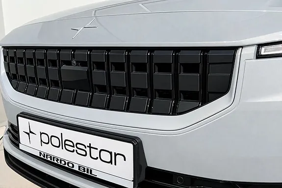 Polestar 2 2023 photo 4