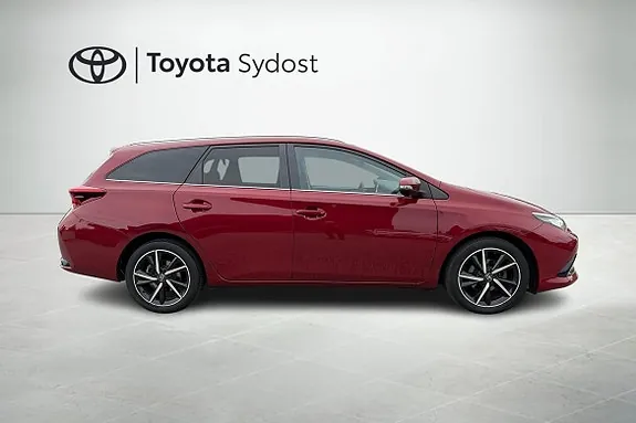 Toyota Auris 2017 photo 4