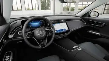 Mercedes-Benz E-Class 2025 photo 2