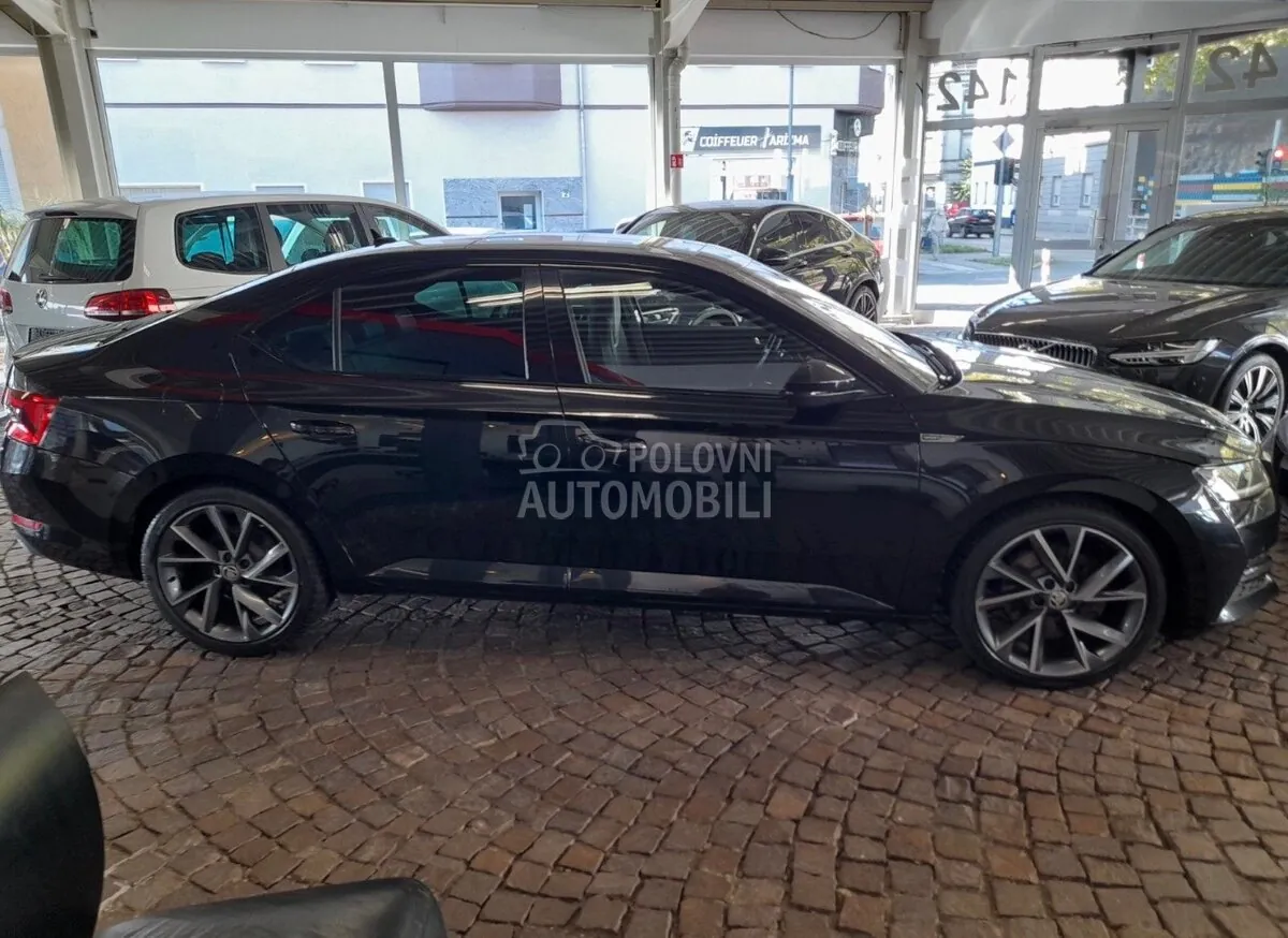 Skoda Superb 2021 photo 4