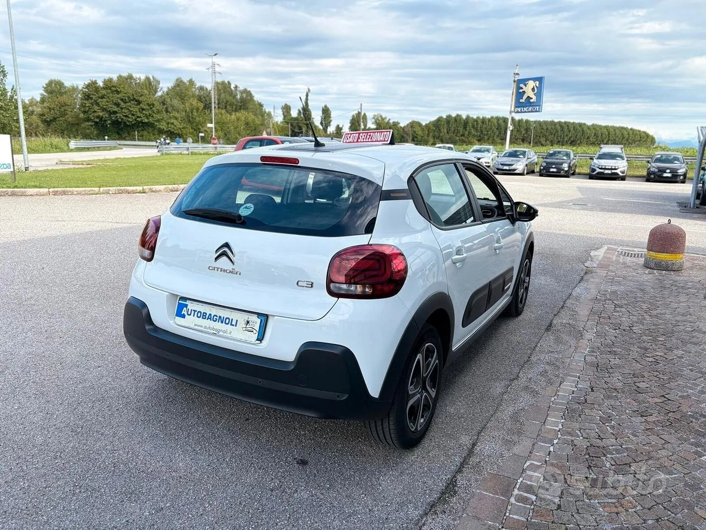 Citroen C3 2023 photo 3