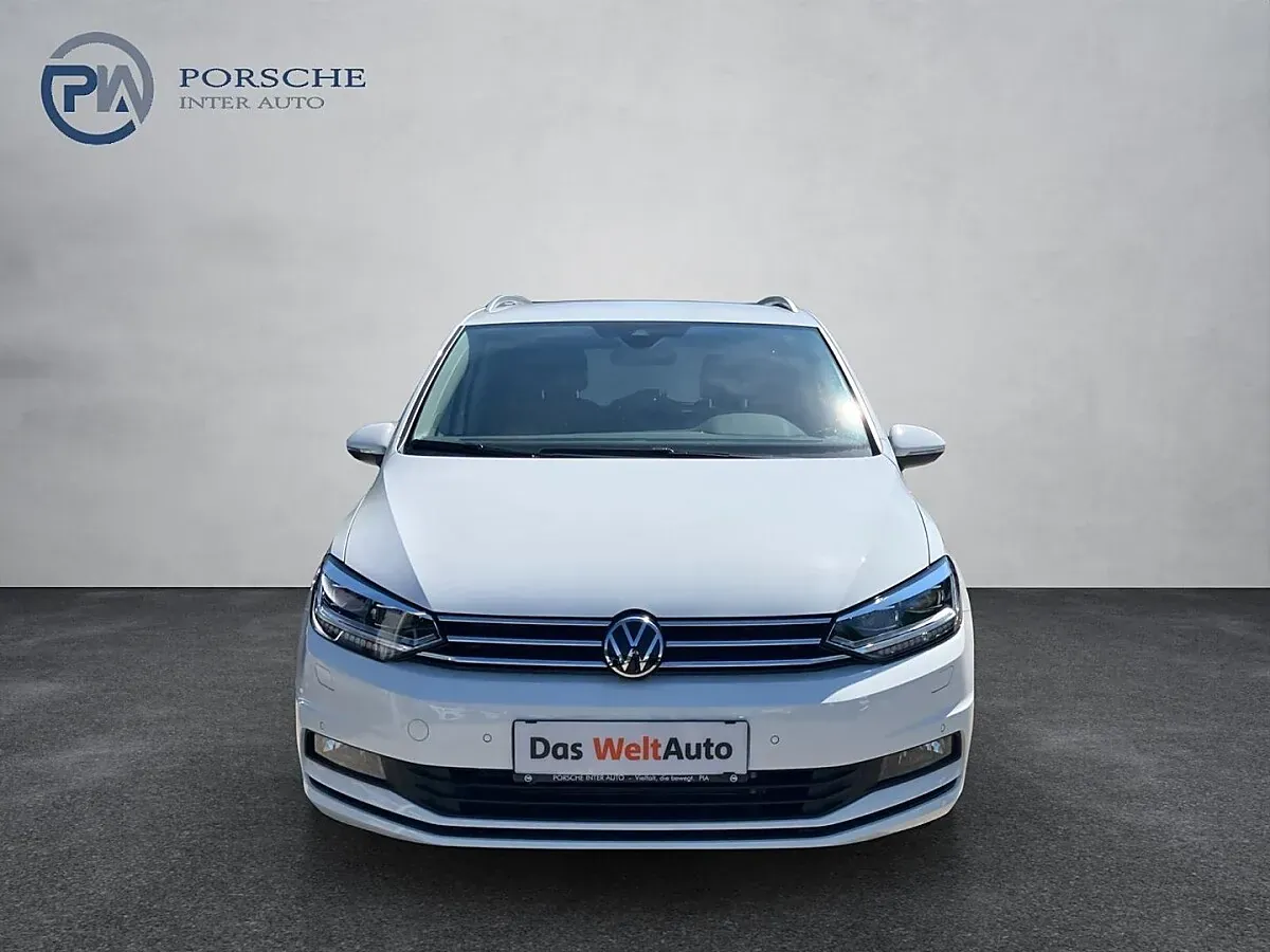 Volkswagen Touran 2026 photo 2