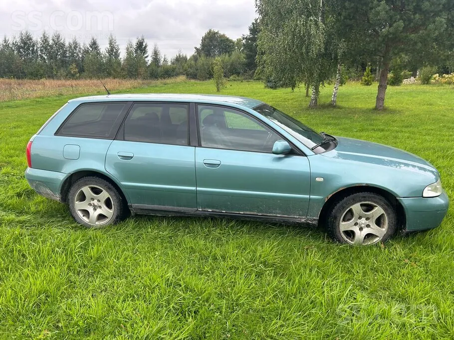 Audi A4 1999 photo 4