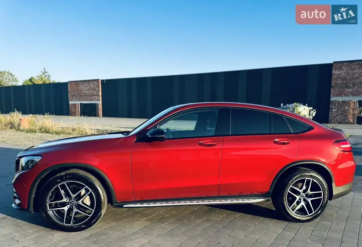 Mercedes-Benz Glc 2018 photo 4