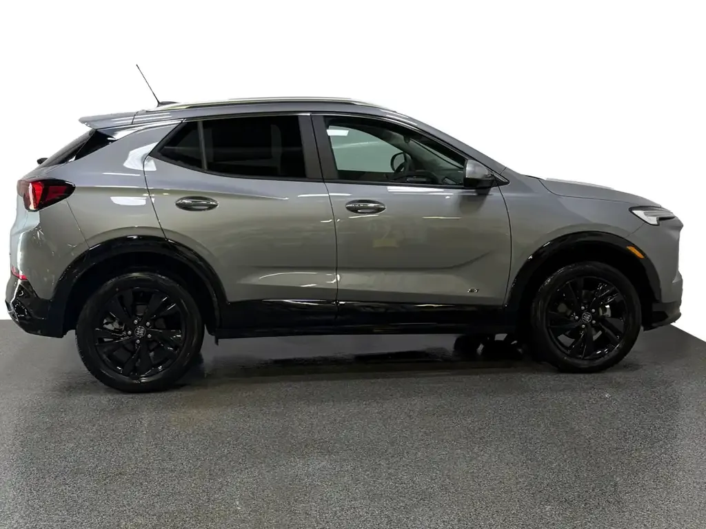 Buick Encore Gx 2026 photo 2