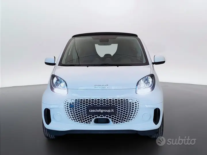 Smart Fortwo 2024 photo 2