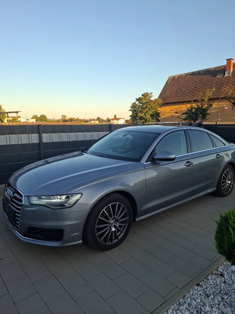 Audi A6 2015 photo 2