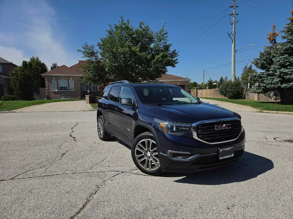 GMC Acadia 2017 photo 2