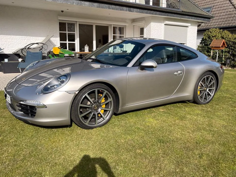 Porsche Carrera S