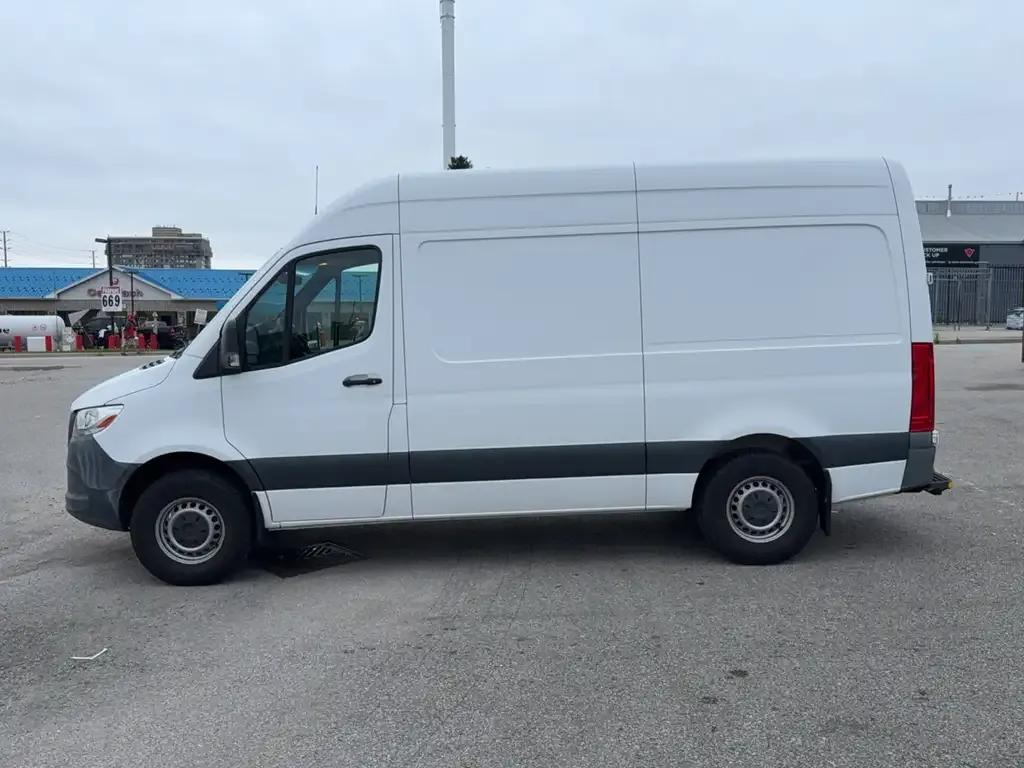 Mercedes-Benz Sprinter 2019 photo 2