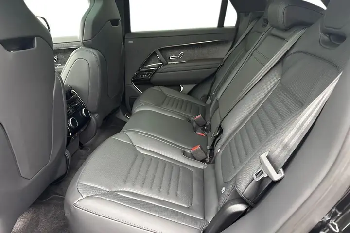 Land Rover Range Rover Sport 2026 photo 4