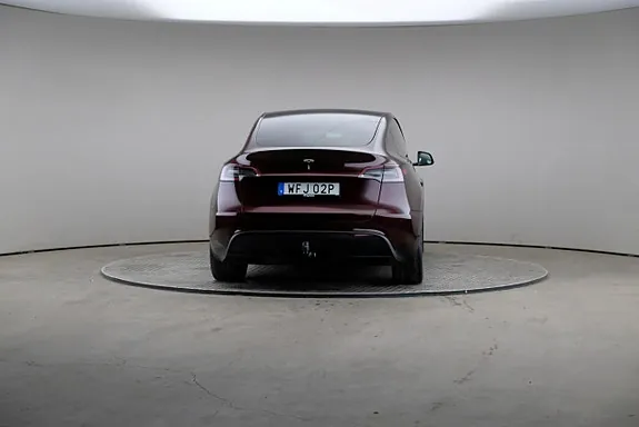 Tesla Model Y 2023 photo 2