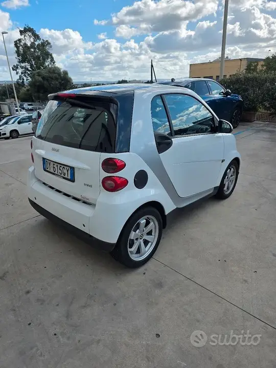 Smart Fortwo 2009 photo 3