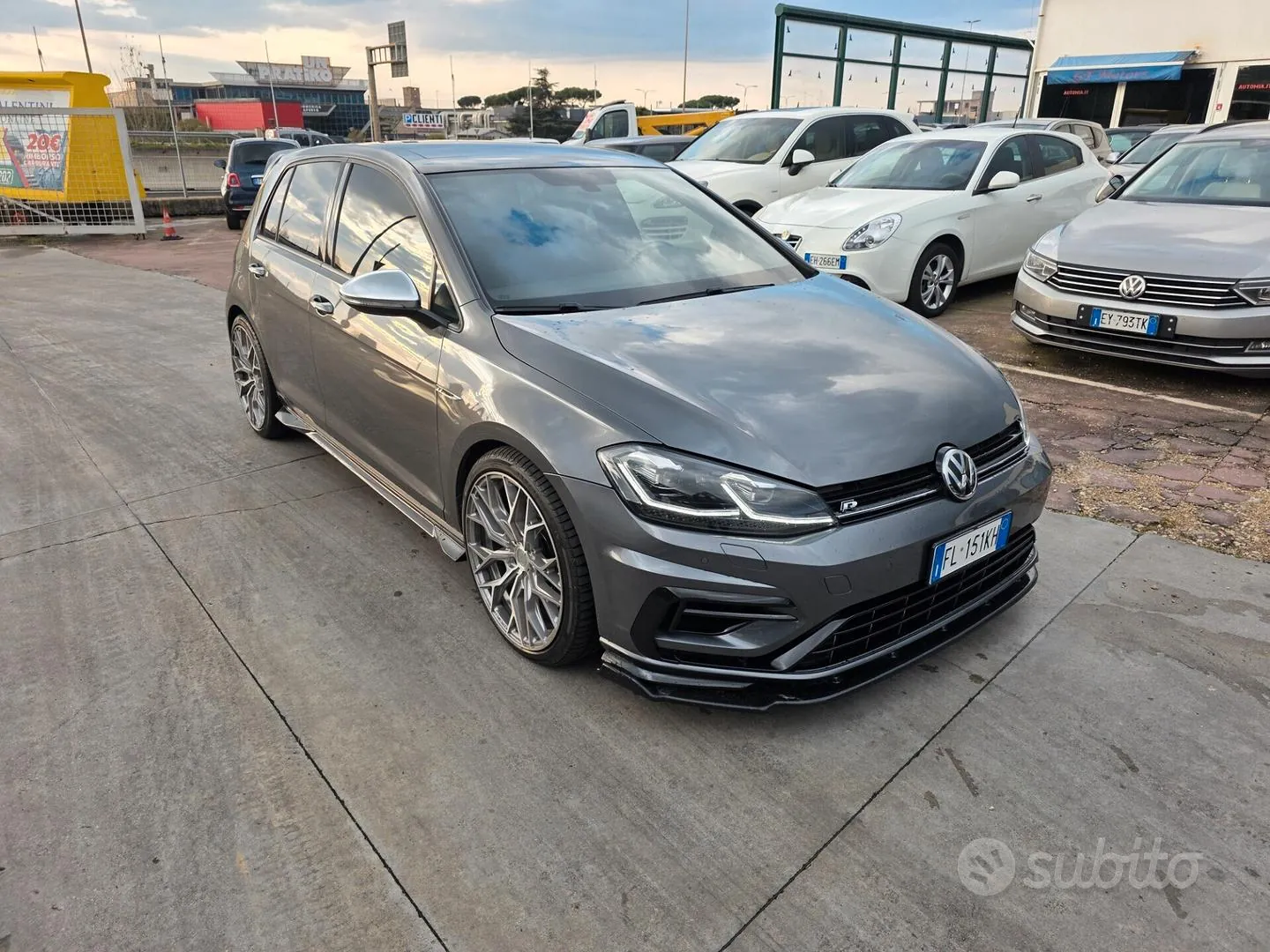 Volkswagen Golf Gti R 2018 photo 2