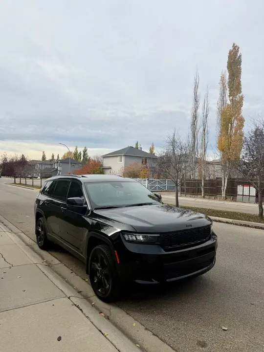 Jeep Grand Cherokee L 2025 photo 2