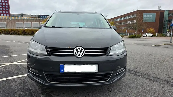 Volkswagen Sharan 2011 photo 2