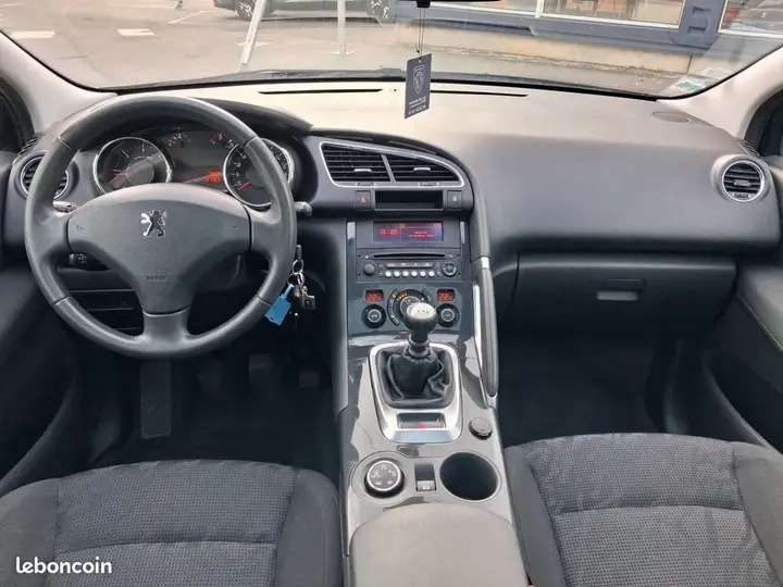 Peugeot 3008 2012 photo 2