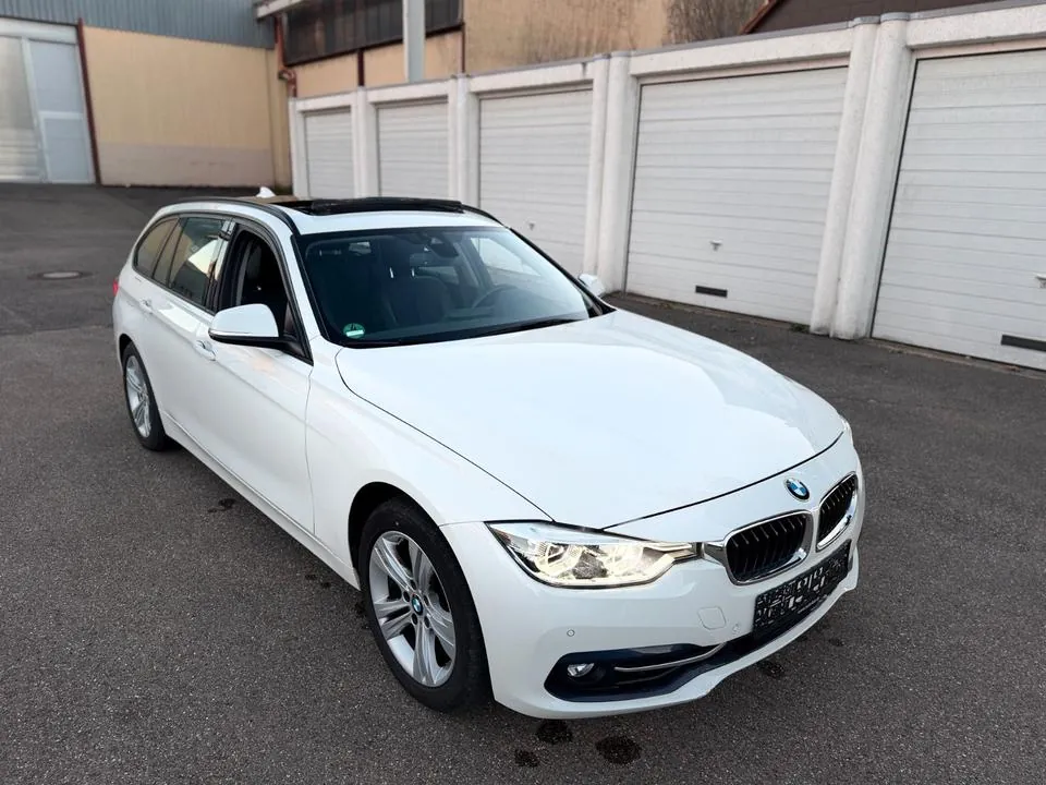 BMW 318I