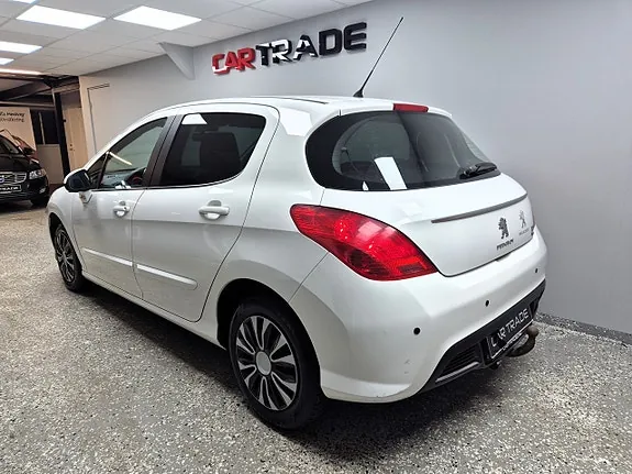 Peugeot 308 2011 photo 4
