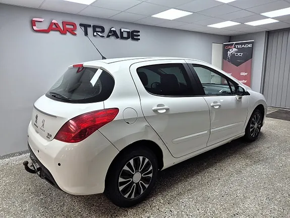 Peugeot 308 2011 photo 5