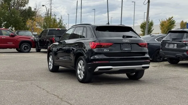 Audi Q3 2022 photo 4