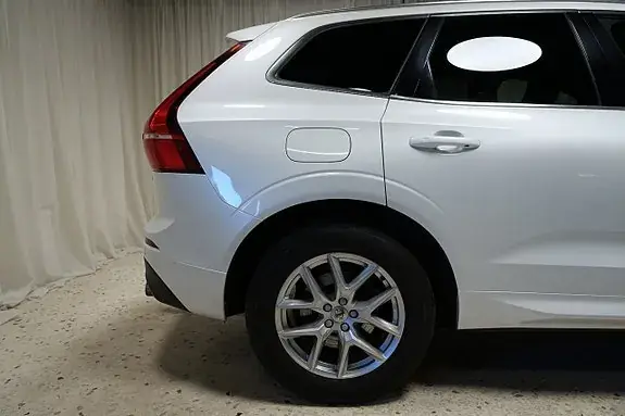 Volvo Xc60 2019 photo 4