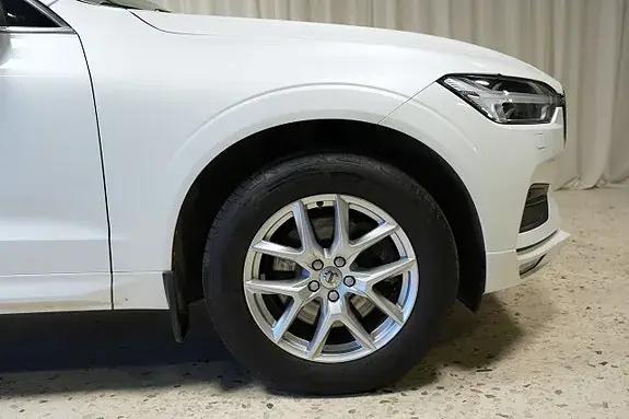 Volvo Xc60 2019 photo 3