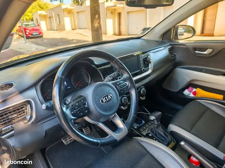 Kia Stonic 2020 photo 3