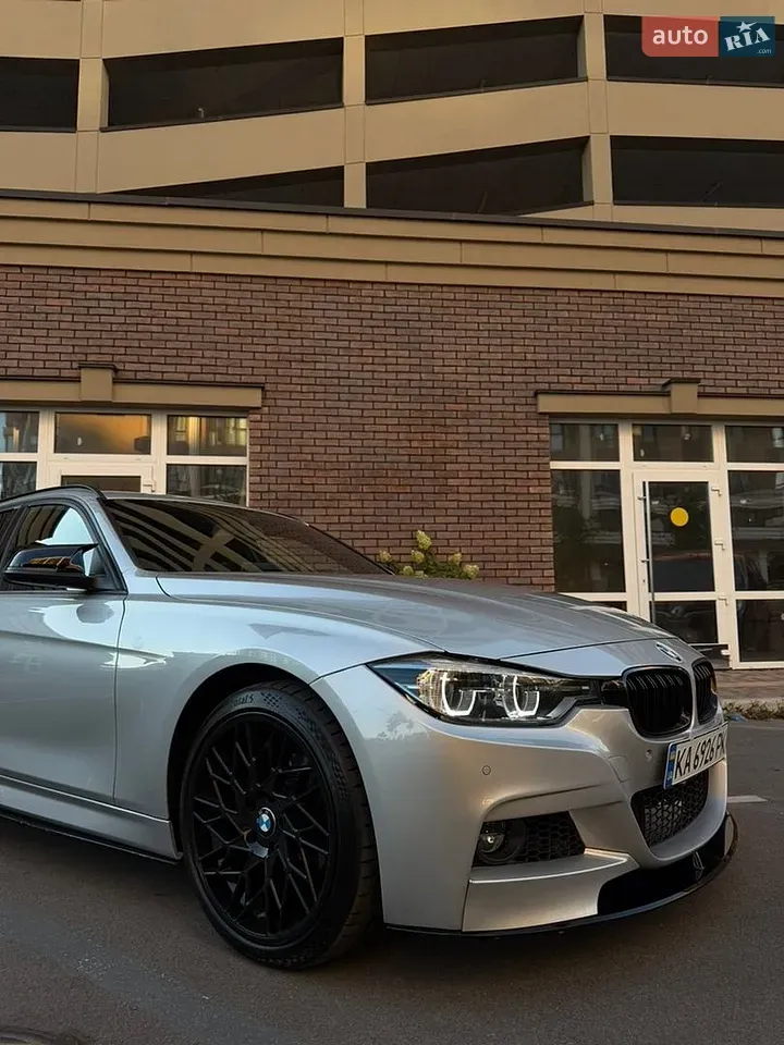 BMW 3 Series 2013 photo 2