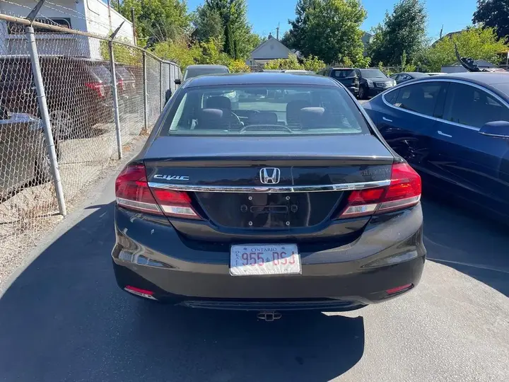 Honda Civic 2013 photo 5